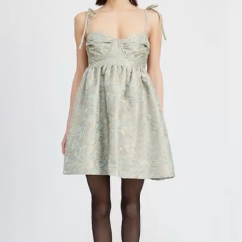 Mini Babydoll Prom🪩Dress in Tapestry Blue And Gold Roses 💙🌹 - Size M - NWT - Picture 4 of 10
